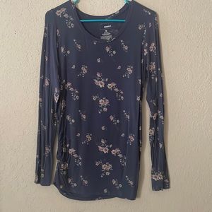 Maternity long sleeve shirt